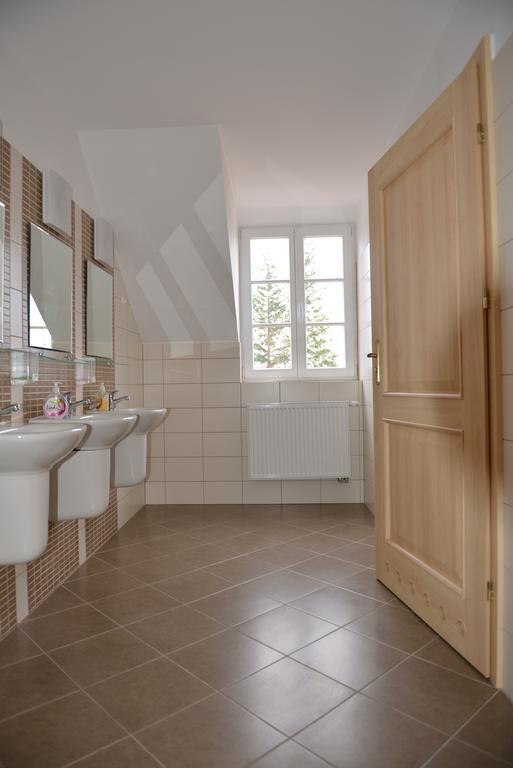 Pokoje Goscinne Domu Pielgrzyma W Supraslu Quarto foto